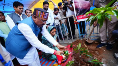 महावृक्षारोपण अभियान : मार्च 2025 तक 140 करोड़ वृक्षों का रोपण किया जाएगा