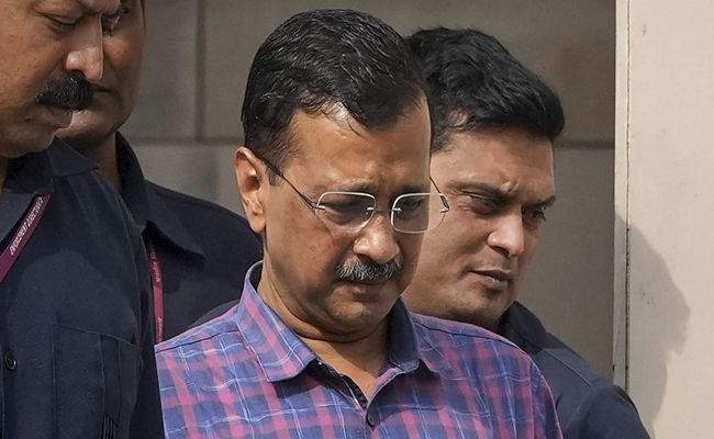 सीएम केजरीवाल की याचिका पर दिल्ली हाई कोर्ट ने CBI को जारी किया नोटिस