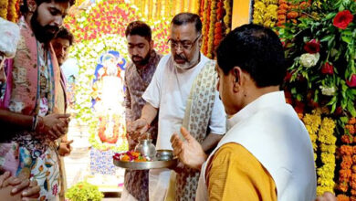 मुख्यमंत्री डॉ. यादव ने जन्माष्टमी पर गोपाल मंदिर पहुंचकर द्वारकाधीश भगवान श्रीकृष्ण के किए दर्शन