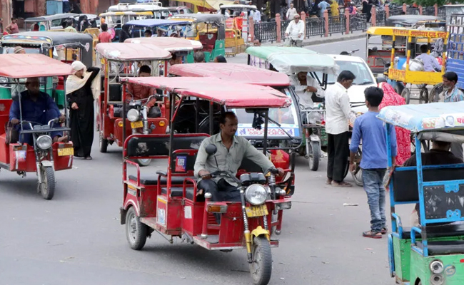 ई-रिक्शा रूट के निर्धारण हेतु उप समिति का गठन