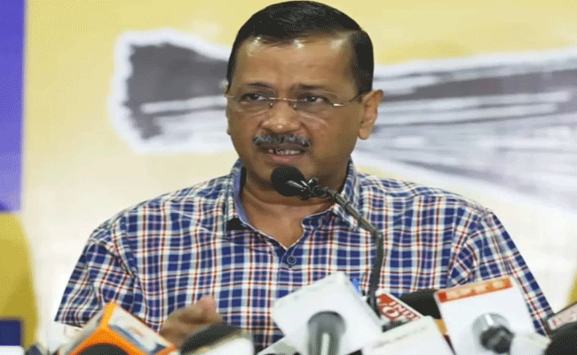 गोवा में बोले अरविंद केजरीवाल- भाजपा को कांग्रेस कर रही विधायक सप्लाई…