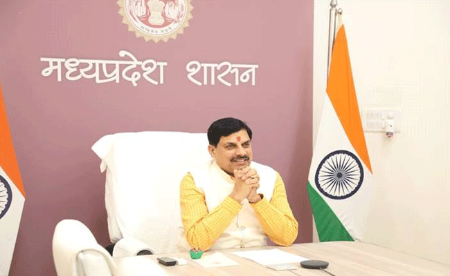 मुख्यमंत्री डॉ. यादव ने कुमारी संस्कृति से की बात मुख्यमंत्री डॉ. यादव ने कुमारी संस्कृति से की बात