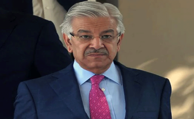 पाकिस्तान के रक्षा मंत्री ख्वाजा आसिफ ने अफगानिस्तान को दी बड़ी धमकी, कहा- तालिबान को पूरी तरह से मिटा देंगे पाकिस्तान के रक्षा मंत्री ख्वाजा आसिफ ने अफगानिस्तान को दी बड़ी धमकी, कहा- तालिबान को पूरी तरह से मिटा देंगे