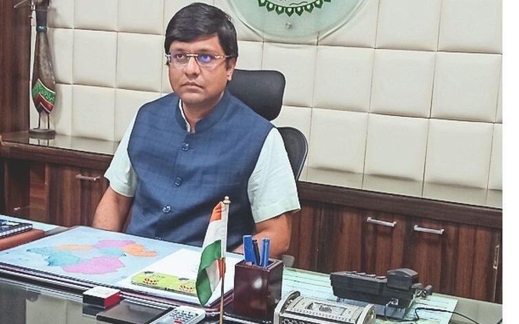 डॉ. रवि मित्तल (IAS): डॉक्टर से अफसर तक – सेवा का एक अनोखा सफर डॉ. रवि मित्तल (IAS): डॉक्टर से अफसर तक – सेवा का एक अनोखा सफर