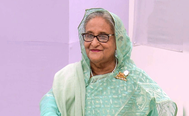 शेख हसीना के खिलाफ आज आएगा कोर्ट का फैसला, प्रदर्शनकारियों को गोली मारने का आदेश शेख हसीना के खिलाफ आज आएगा कोर्ट का फैसला, प्रदर्शनकारियों को गोली मारने का आदेश