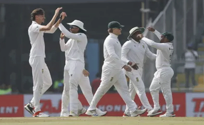 गुवाहाटी टेस्ट में दक्षिण अफ्रीका ने भारत को 408 रनों से हराया, 2-0 से जीती सीरीज