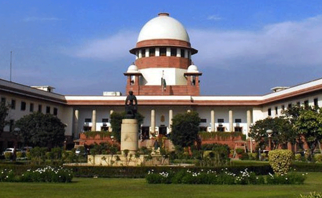 सुप्रीम कोर्ट का ऐतिहासिक फैसला- कुत्ते के काटने पर अब राज्य सरकारें भरेंगी मुआवजा