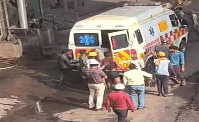 बलौदाबाजार के स्पंज आयरन प्लांट में बड़ा हादसा, 6 मजदूरों की मौत, 4 की हालत गंभीर