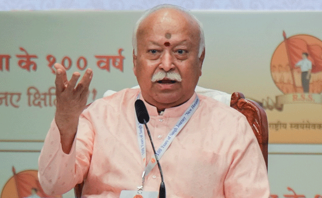 आरएसएस शताब्दी समारोह में बोले मोहन भागवत- कोई भी हिंदू बन सकता है संघ प्रमुख