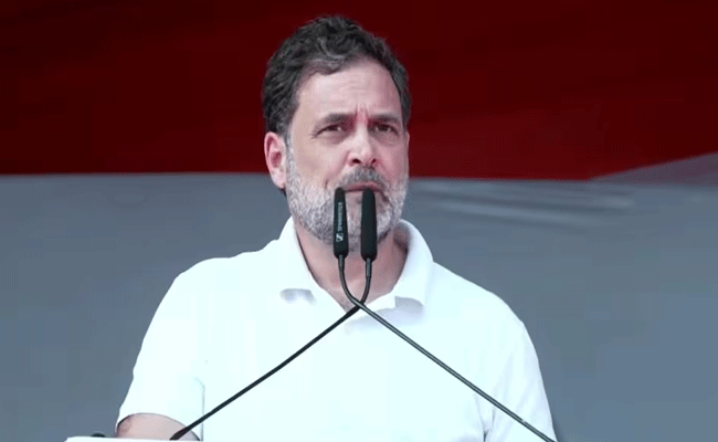 भोपाल में किसान महा चौपाल में बोले राहुल गांधी- प्रधानमंत्री मोदी ने अमेरिका से देश बेचने की डील की