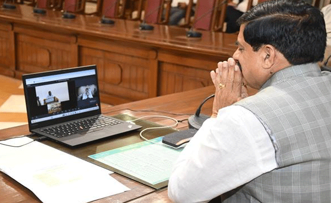 स्व. नानाजी देशमुख ने अपना सम्पूर्ण जीवन ग्राम विकास, शिक्षा और स्वावलंबन के लिए किया समर्पित : मुख्यमंत्री डॉ. यादव स्व. नानाजी देशमुख ने अपना सम्पूर्ण जीवन ग्राम विकास, शिक्षा और स्वावलंबन के लिए किया समर्पित : मुख्यमंत्री डॉ. यादव