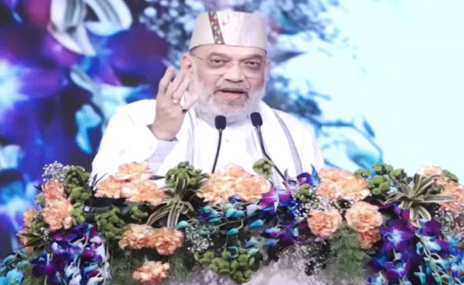 हरिद्वार में विपक्ष पर बरसे अमित शाह- घुसपैठियों को बचाने की कोशिश कर रही कांग्रेस