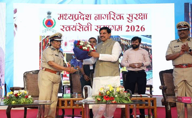 होमगार्ड और नागरिक सुरक्षा से जुड़े स्वयंसेवक, आपदा में सुरक्षा कवच का करते हैं कार्य : मुख्यमंत्री डॉ. यादव