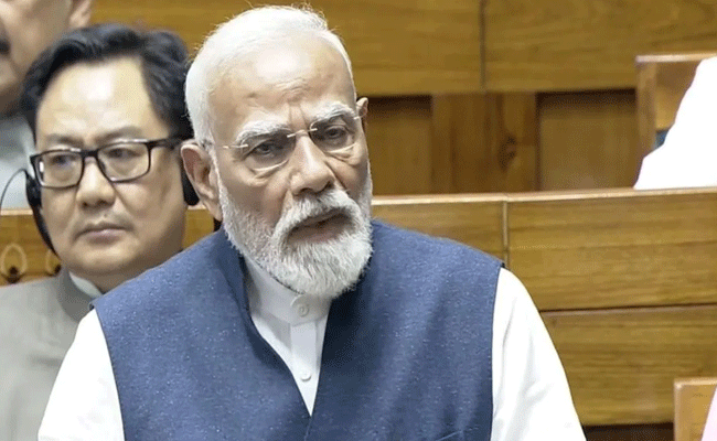 महिला आरक्षण-परिसीमन पर पीएम मोदी बोले- किसी भी राज्य के साथ भेदभाव नहीं होगा, मैं गारंटी देता हूं महिला आरक्षण-परिसीमन पर पीएम मोदी बोले- किसी भी राज्य के साथ भेदभाव नहीं होगा, मैं गारंटी देता हूं