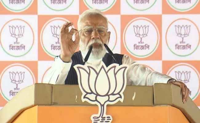 दमदम की रैली में बोले पीएम मोदी- 4 मई के बाद टीएमसी के गुंडों को बंगाल में छिपने की जगह नहीं मिलेगी