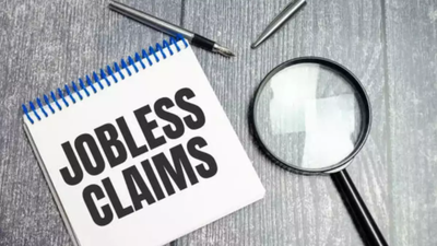 US jobless claims rise to 200,000, layoffs remain near historic lows despite economic pressures